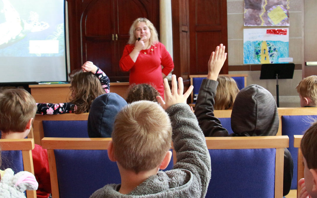 Representative from The Leatherback Trust Inspires Rashi Students